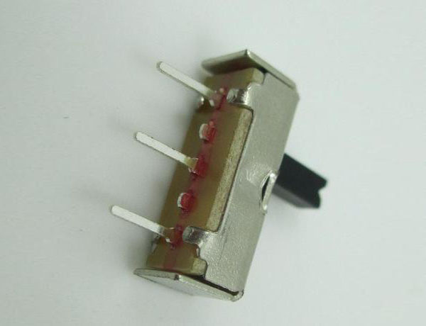 东莞亚搏官网入口如何测量通过亚搏官网入口的电流大小